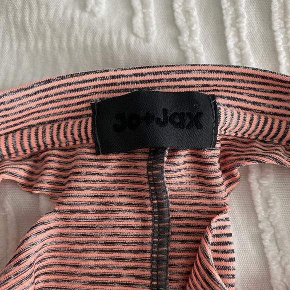 jo and jax crop top - Picture 3 of 3